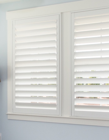 Hidden tilt rod shutters closed. White plantation shutters with hidden tilt rods in Salt Lake City